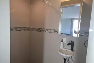 13 Peachtree Ln, Levittown, NY 11756 - Photo 43