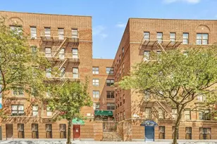 581 Academy St, New York, NY 10034 - Photo 17