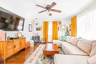 193 Maple Rd, Wading River, NY 11792 - Photo 3