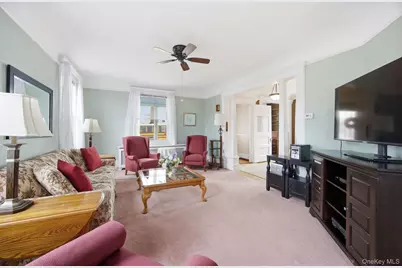 195 Cedar Street, Hempstead, NY 11550 - Photo 7