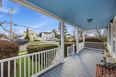 195 Cedar Street, Hempstead, NY 11550 - Photo 5