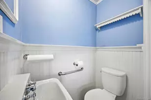 195 Cedar St, Hempstead, NY 11550 - Photo 13
