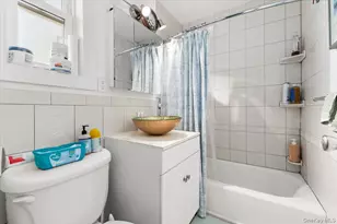 224-07 Kingsbury Ave, Bayside, NY 11364 - Photo 13