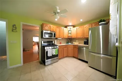 6204 62nd Road, Middle Village, NY 11379 - Photo 7