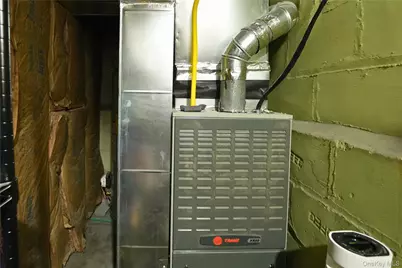 6204 62nd Road, Middle Village, NY 11379 - Photo 23