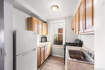 645 Saint Lawrence Avenue, Bronx, NY 10473 - Photo 33