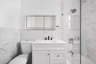 645 St Lawrence Ave, Bronx, NY 10473 - Photo 17