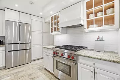 22 Taunton Road, Scarsdale, NY 10583 - Photo 7