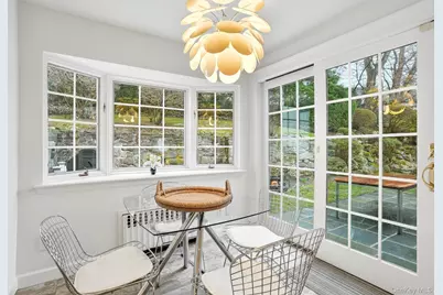 22 Taunton Road, Scarsdale, NY 10583 - Photo 9