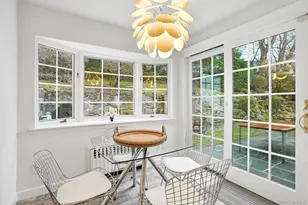 22 Taunton Rd, Scarsdale, NY 10583 - Photo 9