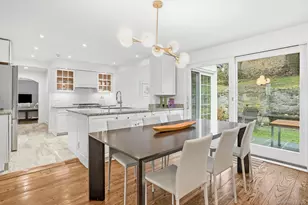 22 Taunton Rd, Scarsdale, NY 10583 - Photo 11