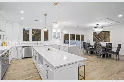 2570 Aster Place S, Westbury, NY 11590 - Photo 13