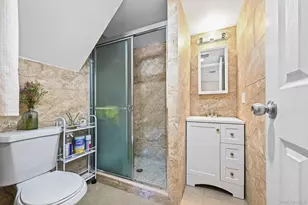 4 Birchwood Park Dr, Syosset, NY 11791 - Photo 17