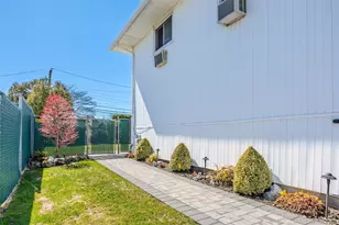 37 Evergreen Ave, Bethpage, NY 11714 - Photo 27