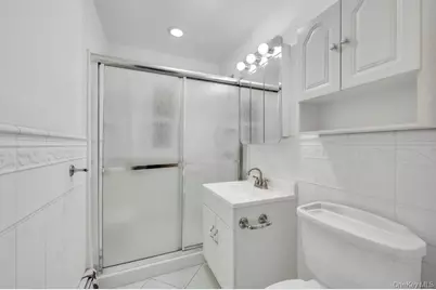 33 Pond Lane, Levittown, NY 11756 - Photo 7