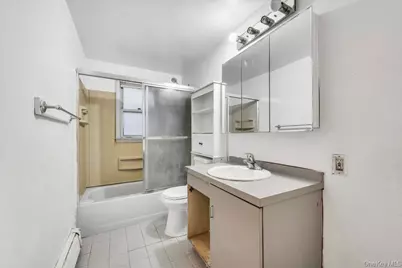 33 Pond Lane, Levittown, NY 11756 - Photo 13