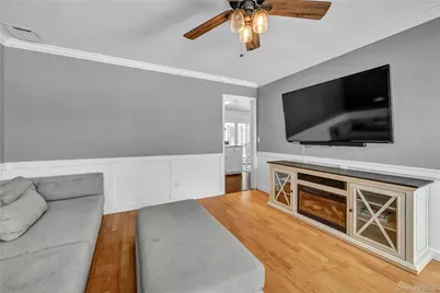 6 Eisenhower Court, Hopewell Junction, NY 12533 - Photo 17