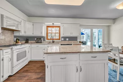 6 Eisenhower Court, Hopewell Junction, NY 12533 - Photo 7