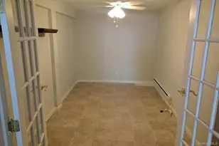 82-73 Country Pointe Cir, Queens Village, NY 11427 - Photo 19