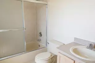 82-73 Country Pointe Cir, Queens Village, NY 11427 - Photo 17