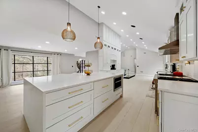 111 Mill River Road, Upper Brookville, NY 11771 - Photo 13