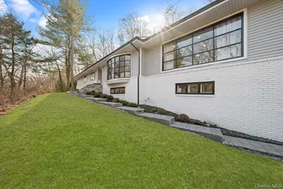 111 Mill River Road, Upper Brookville, NY 11771 - Photo 7