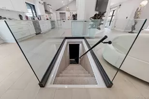 111 Mill River Rd, Upper Brookville, NY 11771 - Photo 27