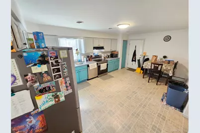 65 W Peenpack Trail, Sparrow Bush, NY 12780 - Photo 11