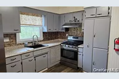 225 Monhagen Avenue, Middletown, NY 10940 - Photo 5