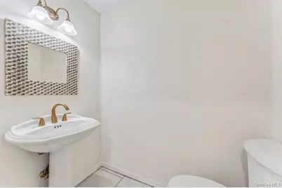 124 Foxwood Drive, Jericho, NY 11753 - Photo 7