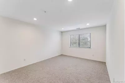 124 Foxwood Drive, Jericho, NY 11753 - Photo 21