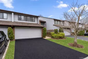 124 Foxwood Dr, Jericho, NY 11753 - Photo 29