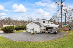 20 Algonquin Cir, Airmont, NY 10952 - Photo 43