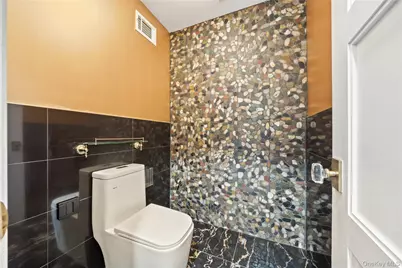 20 Algonquin Circle, Airmont, NY 10952 - Photo 23