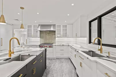 20 Algonquin Circle, Airmont, NY 10952 - Photo 13