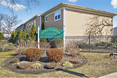 1 Atlantic Avenue #Apt 35, Farmingdale, NY 11735 - Photo 3