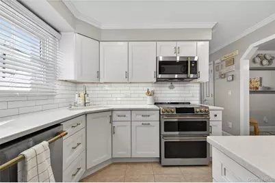 1 Atlantic Avenue #Apt 35, Farmingdale, NY 11735 - Photo 13