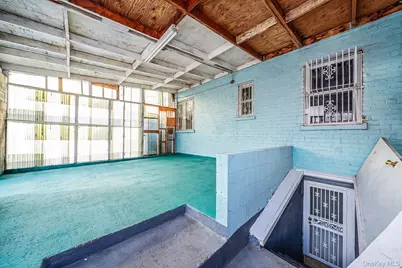 10229 184th Street, Hollis, NY 11423 - Photo 31