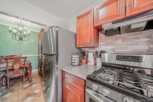 102-29 184th St, Hollis, NY 11423 - Photo 9