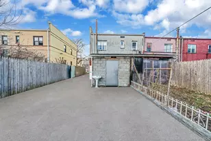 102-29 184th St, Hollis, NY 11423 - Photo 29
