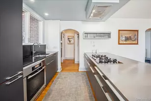 61 Pinecrest Dr, Hastings on Hudson, NY 10706 - Photo 17