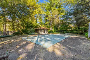 29 Winter Ln, Dix Hills, NY 11746 - Photo 39