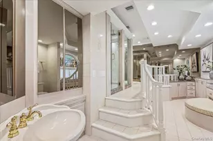 29 Winter Ln, Dix Hills, NY 11746 - Photo 25