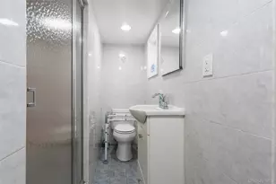 1372 Hollywood Ave, Bronx, NY 10461 - Photo 27