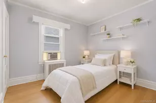 1372 Hollywood Ave, Bronx, NY 10461 - Photo 19