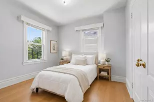 1372 Hollywood Ave, Bronx, NY 10461 - Photo 21