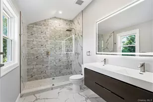 6 Adrienne Dr, Old Bethpage, NY 11804 - Photo 21