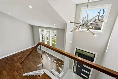 6 Adrienne Drive, Old Bethpage, NY 11804 - Photo 19