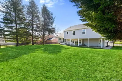 6 Adrienne Drive, Old Bethpage, NY 11804 - Photo 35