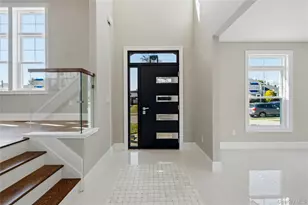 6 Adrienne Dr, Old Bethpage, NY 11804 - Photo 5